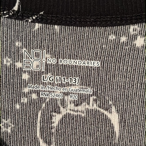 NOBO long sleeve black and white sun and moon shirt, stretchy, great quality - Picture 5 of 7